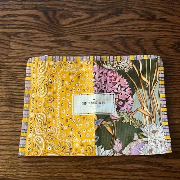 Agua Bendita Bag to be used as a cosmetic bag or you choose! - Picture 2 of 3